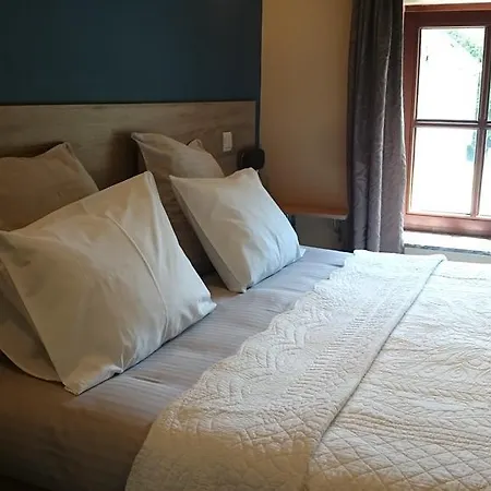 Couette-café Aux Anges 3*