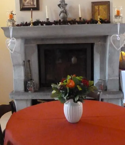 Aux Anges Alojamento de Acomodação e Pequeno-almoço 3*